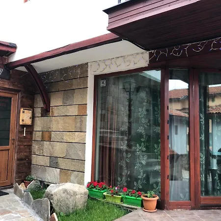 ヴィラ Pamporovo Villa *