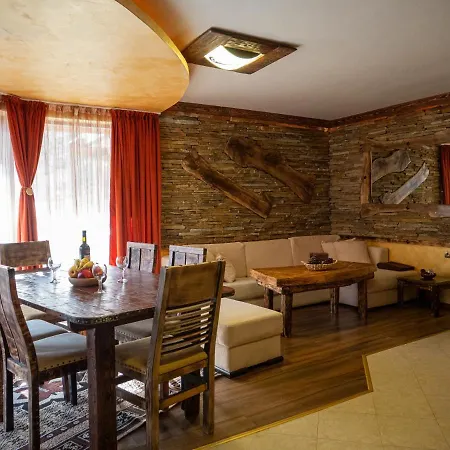 Луксозна вила Pamporovo Villa *